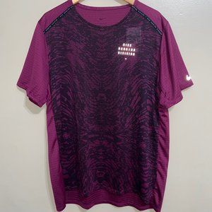 Nike Men Run Division Rise 365 Running Athletic Shirt Wine Sz DM4769-610 NEW